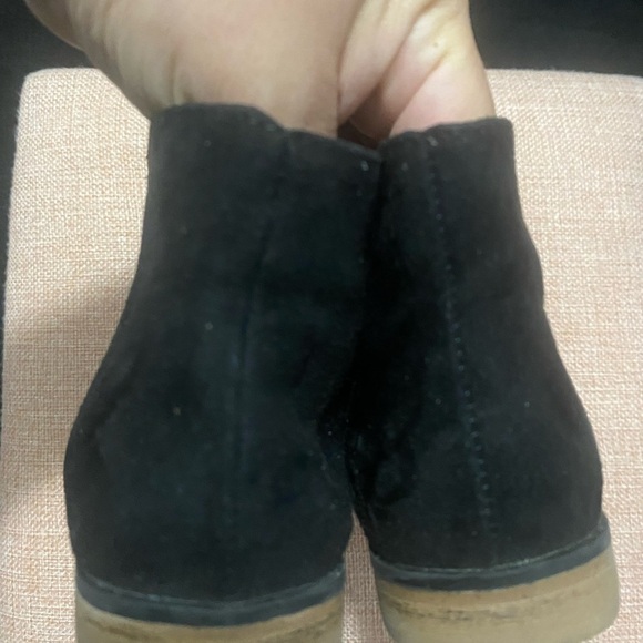 Cat and Jack Black Ankle Boots - Picture 7 of 8